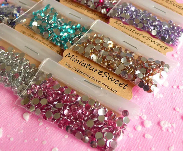 3mm Round Rhinestone Mix | Assorted 14 Faceted Cut Resin Rhinestones (Around 9000pcs / 9 colors)