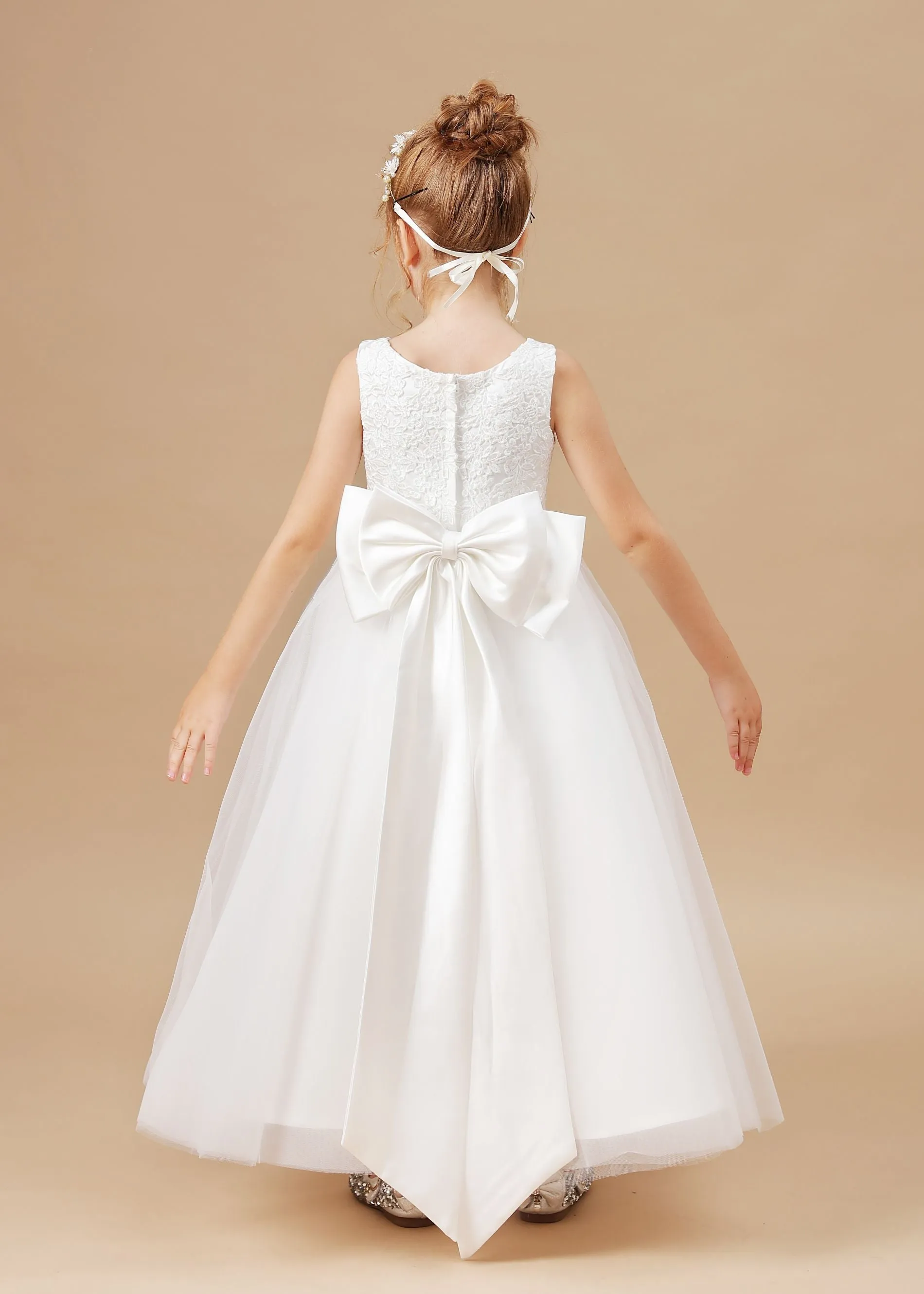 Applique Cute Sleeveless Tulle Flower Girl Dresses With Bownot