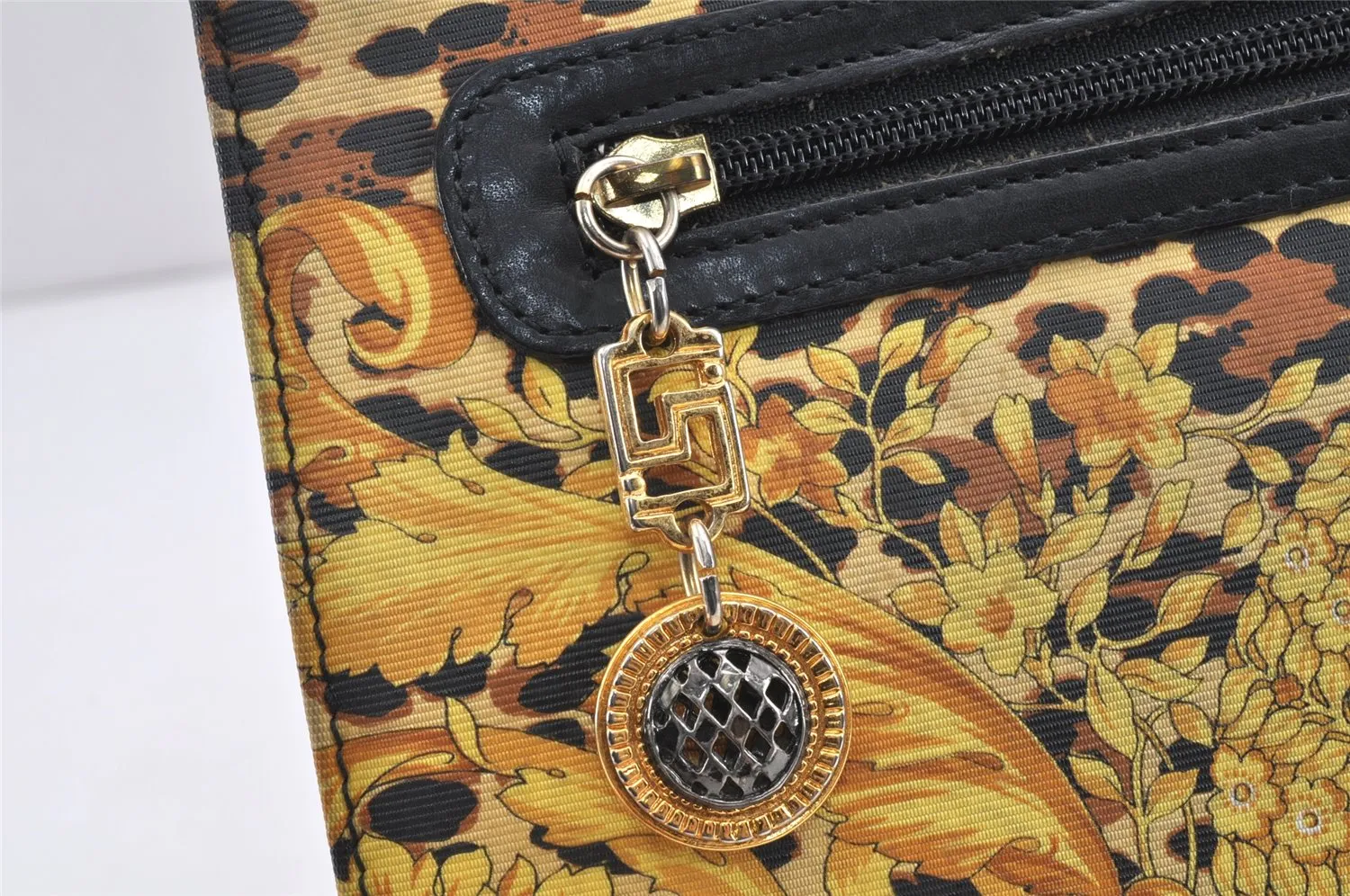 Auth Gianni Versace Sunburst Flower Leopard Nylon Leather Hand Bag Yellow 2713K