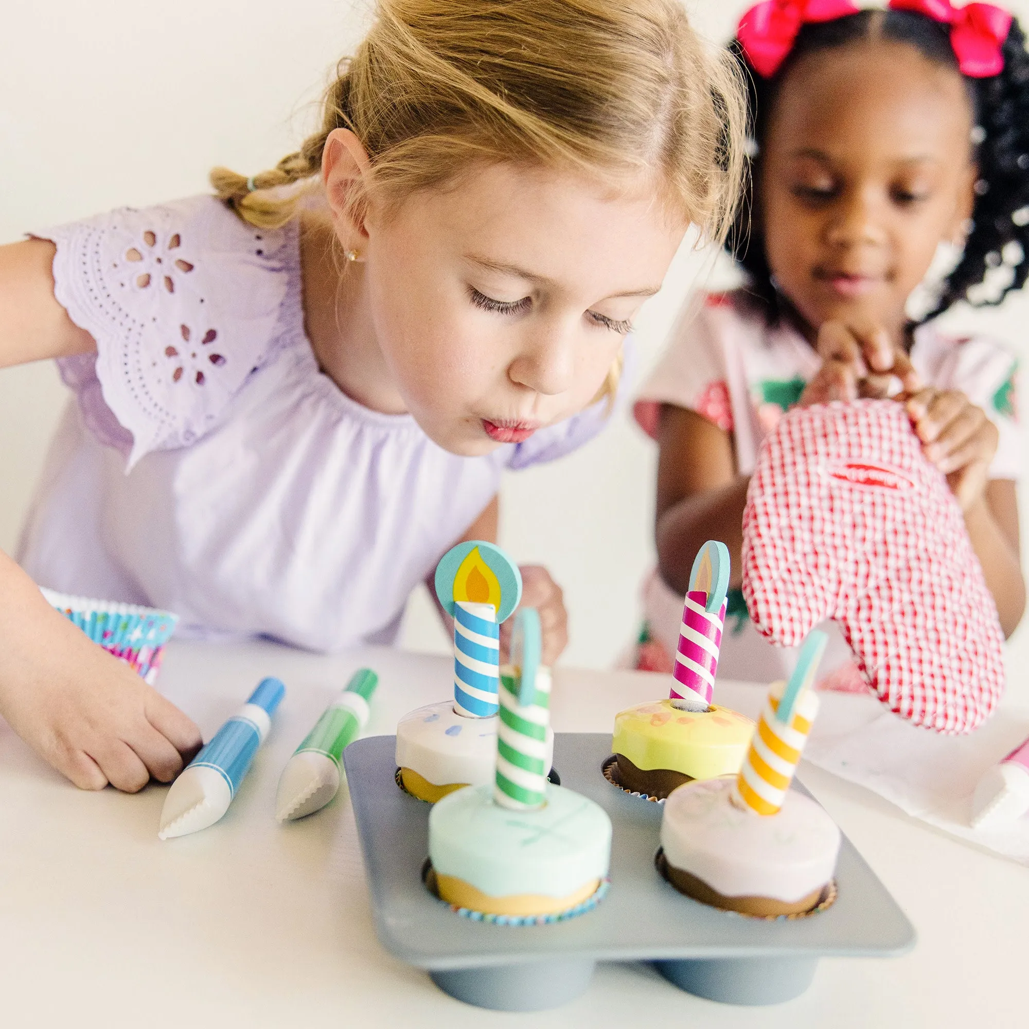 Bake & Decorate Wooden Cupcake Play Set