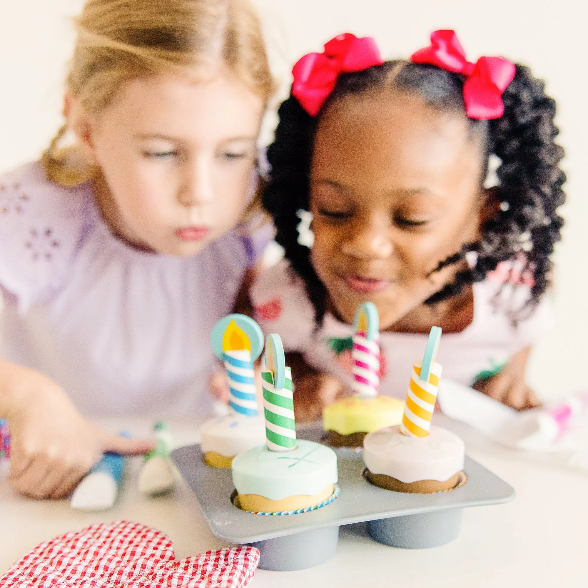 Bake & Decorate Wooden Cupcake Play Set