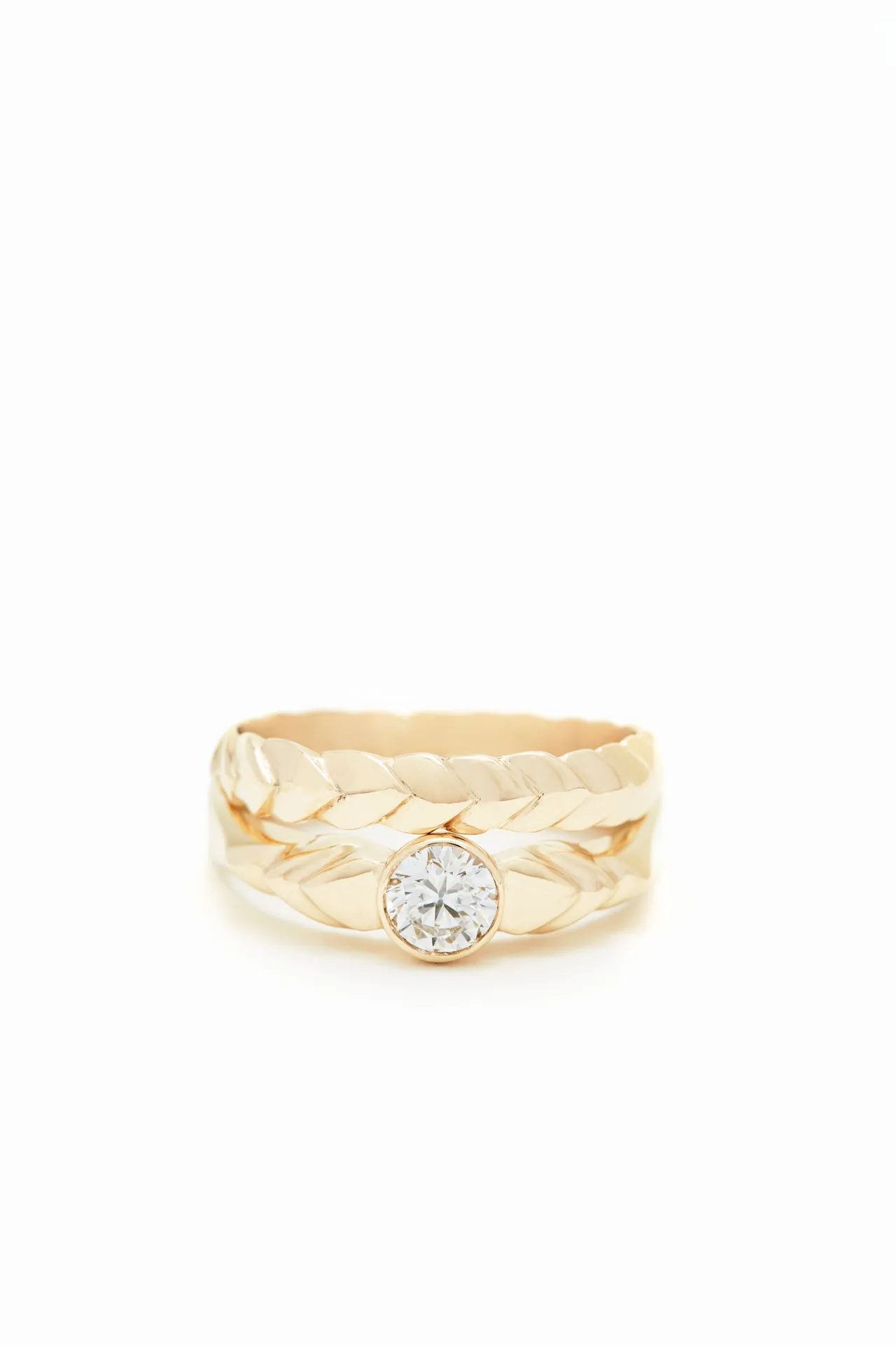 Chevron Solitaire 14K Yellow Gold