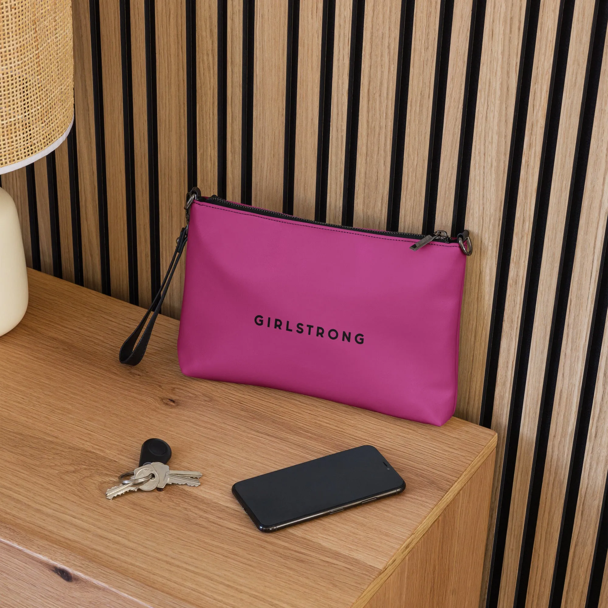 ICONIC WRISTLET - I BELIEVE IN PINK.